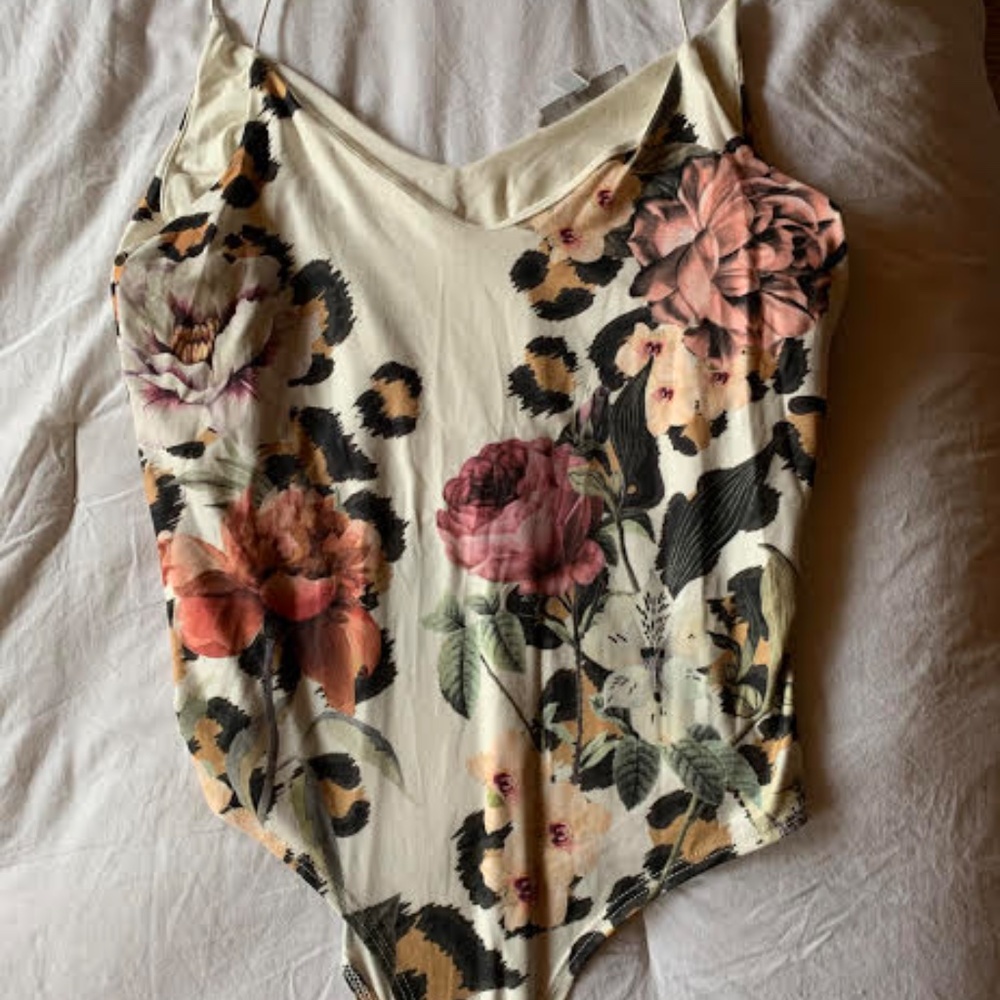 One piece bundle! - Picture 2 of 2
